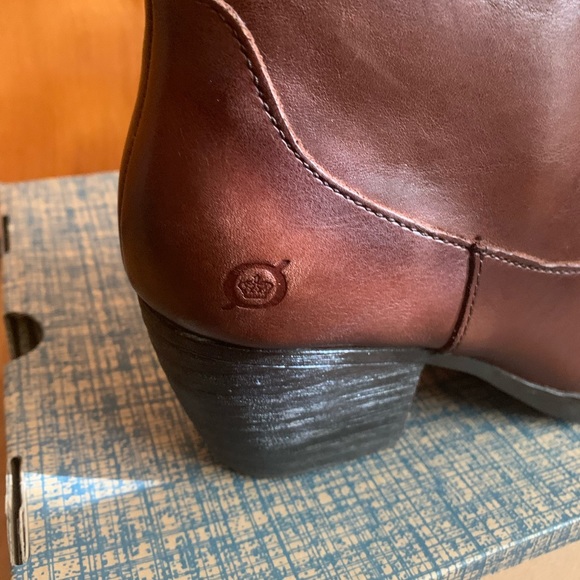 Born “Carmel” Ankle Booties - Picture 5 of 6